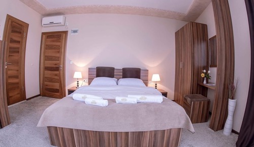 Comfort Triple Room, Balcony, City View