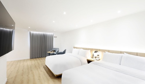 Suite Twin