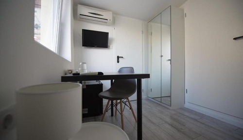 Compact Single Room