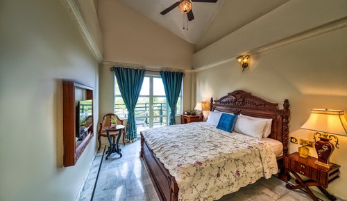 Family Suite, Balcony, Garden View