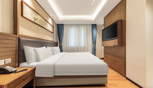 Family Suite, Courtyard View