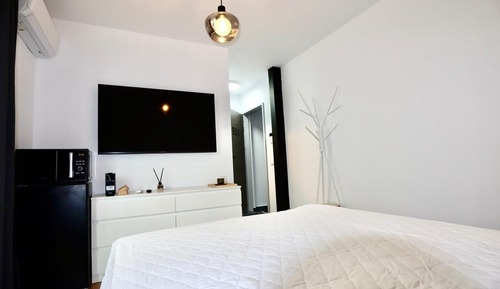 Deluxe Apartment, Garden View