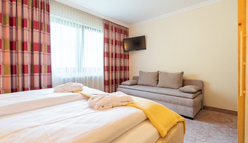 Suite, Mountain View