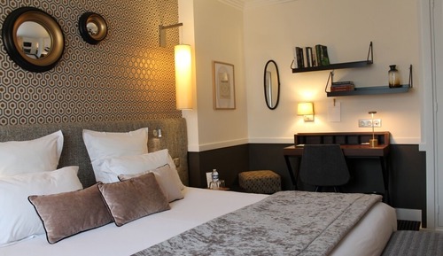 Superior Double Room, 1 King Bed, Private Bathroom