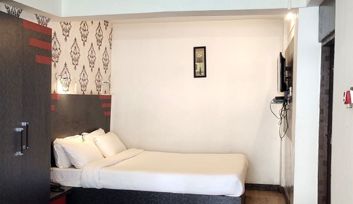 Suite, Valley View