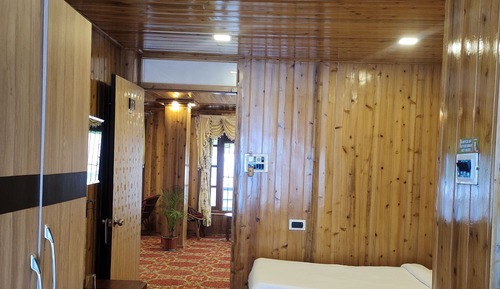 Superior Room, Valley View