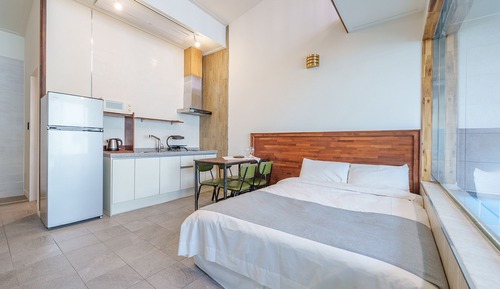 Basic Room, 1 Bedroom (B 301 (Half Ocean View, Jacuzzi))