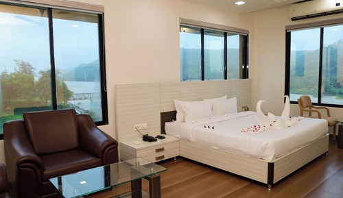 Classic Double Room, River View