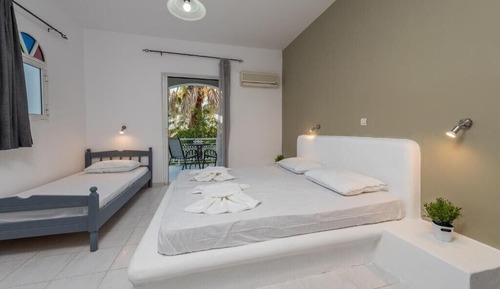 Comfort Studio, Garden View