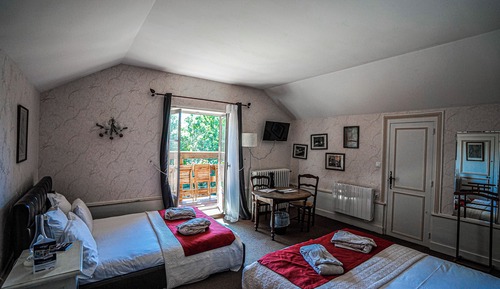 Family Suite, Balcony, Garden View