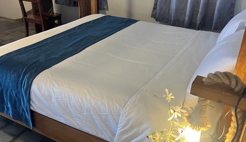 Ocean Breeze King Bed Bungalow