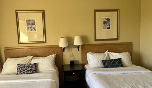 Studio Suite, City View