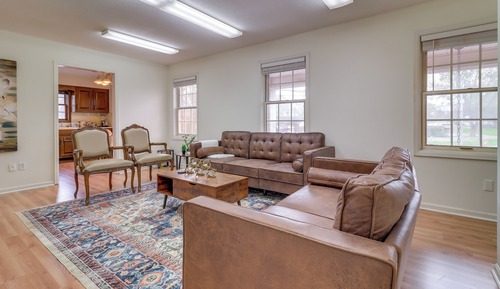 Apartment (2 Bedrooms)