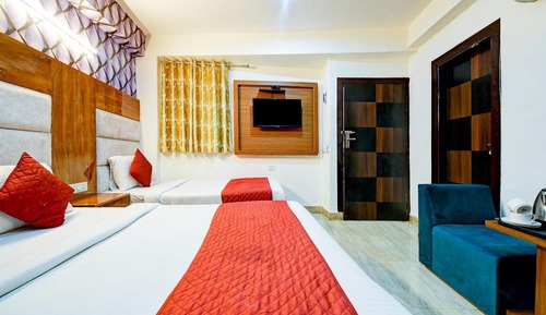 Comfort Bungalow, Multiple Bedrooms, Mobility Accessible, Private Bathroom