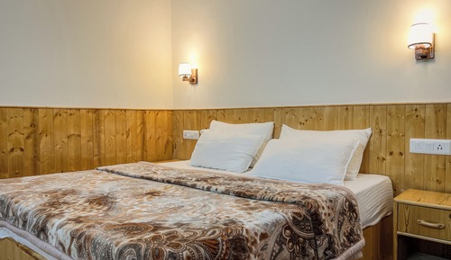 Double Room, Balcony, Mountain View
