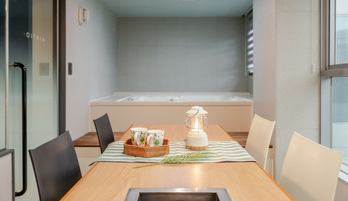 Basic Room, 1 Bedroom (Room B202 (Family Room))