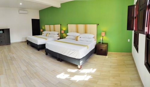 Deluxe Quadruple Room