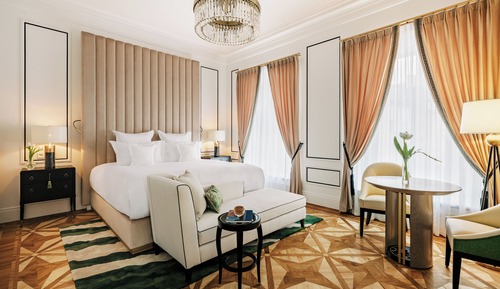 Signature Suite, City View