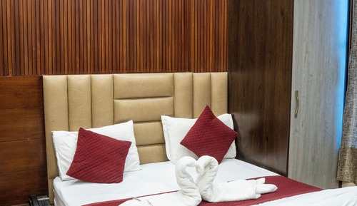 Deluxe Double Room, City View