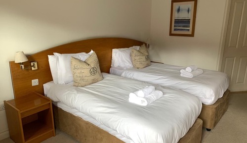 Superior Double or Twin Room, Ensuite, Courtyard View