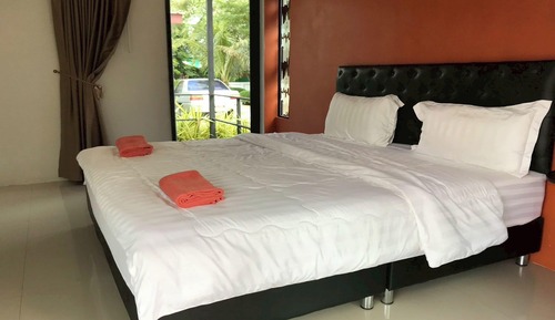 Modern Villa Double bed