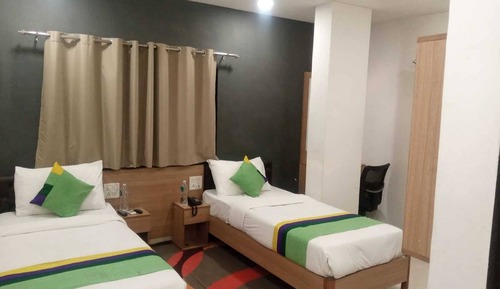 Deluxe Room, City View