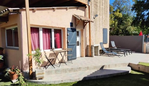 Classic Room, Pool View