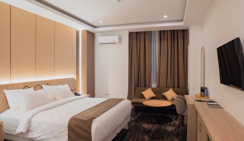 Grand Room