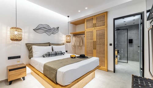 Classic Apartment, Hill View