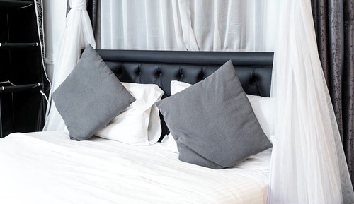 Classic Studio, Garden View