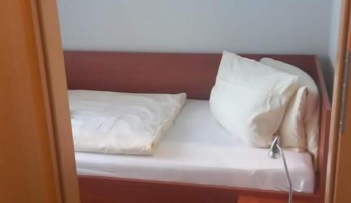 Basic Apartment, 3 Twin Beds, Non Smoking, Kitchenette