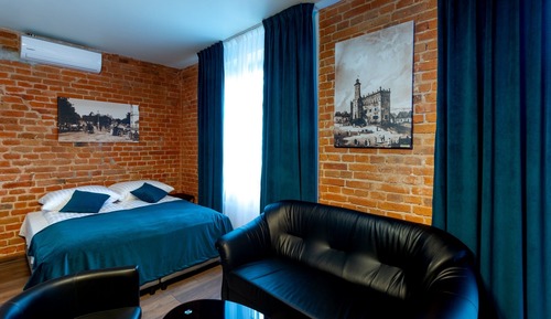Comfort Room, City View