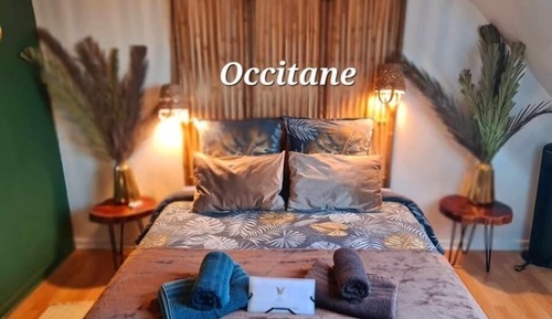 Classic Room, Non Smoking, Private Pool