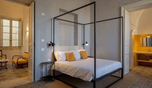 Deluxe Triple Room, Balcony, City View