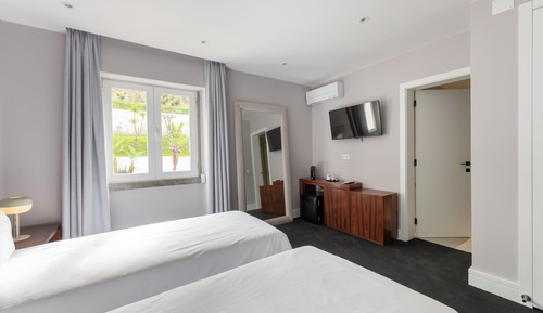 Deluxe Twin Room, Garden View