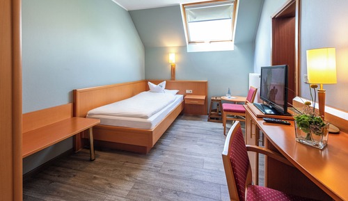 Classic Single Room