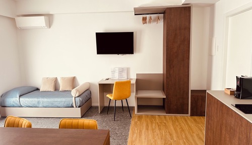 Superior Triple Room, Balcony, Courtyard View