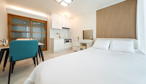 Basic Room, 1 Bedroom (206(Renovated in 2024))