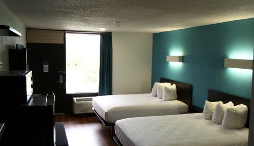 Room, 2 Queen Beds, Non Smoking, Kitchenette