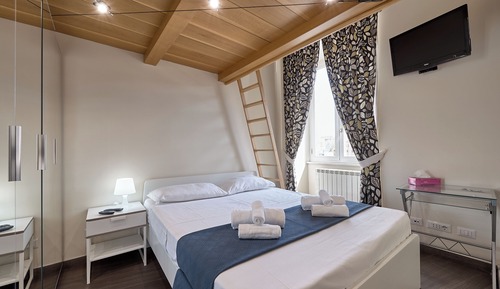 Family Duplex, City View