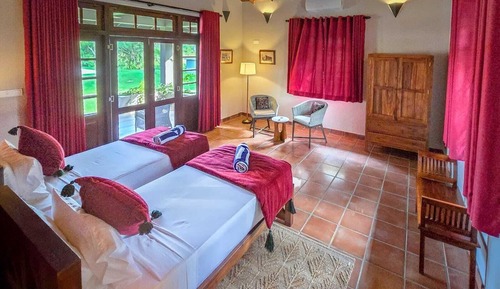 Deluxe Bungalow, Balcony, Pool View