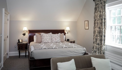 Deluxe Room, 1 King Bed