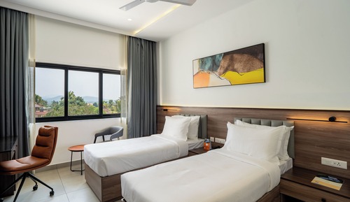 Deluxe Double or Twin Room