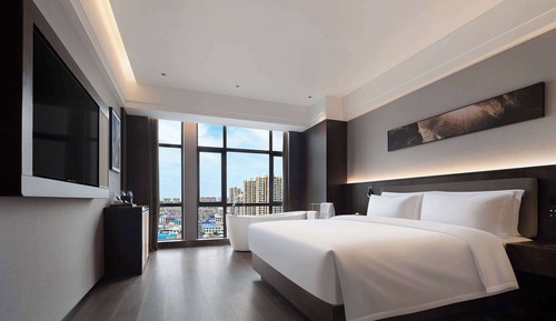 Luxury Suite, 1 King Bed, Non Smoking