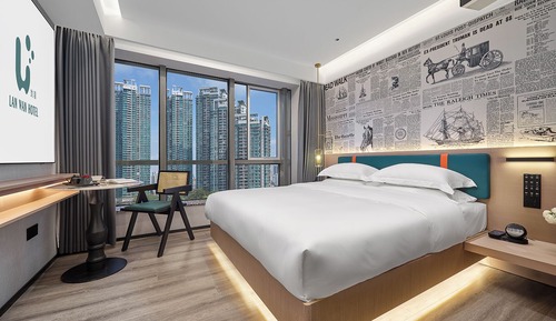 Superior Double Room, City View