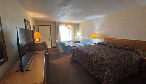 Suite, 1 King Bed, Non Smoking