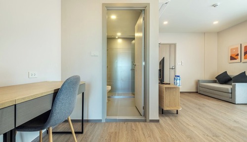 Homey Triple Room
