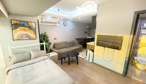 Comfort Suite, City View