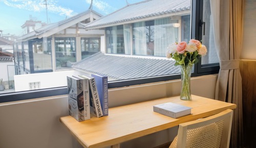 Family Studio Suite, Courtyard View