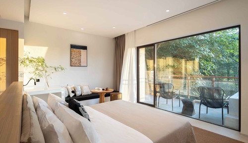 Romantic Double Room, Balcony, Hill View
